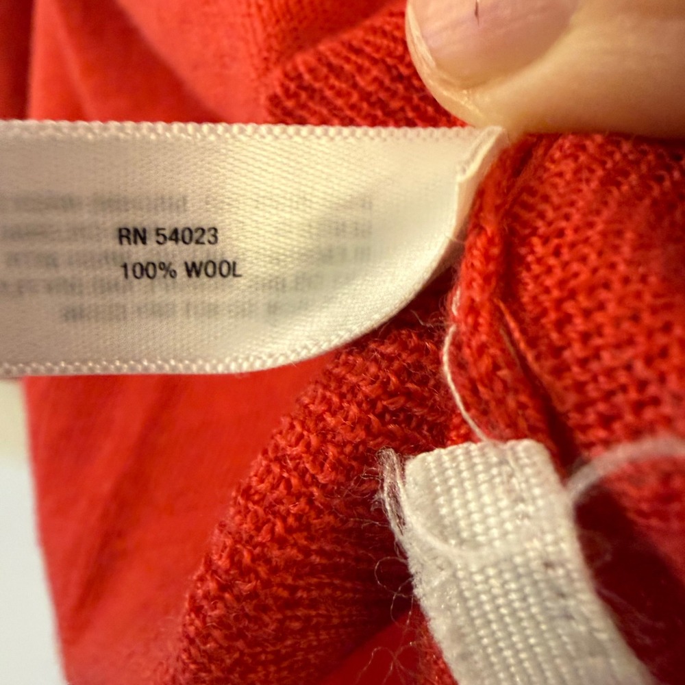 Gap 100% Wool Size S Red Crew Neck Button Front Cardigan Sweater Women - Picture 4 of 7